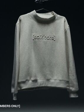[Solidcore] Solidays Limited Edition Mock Neck Crewneck